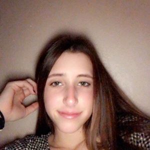 Meet your Posher, Caylee